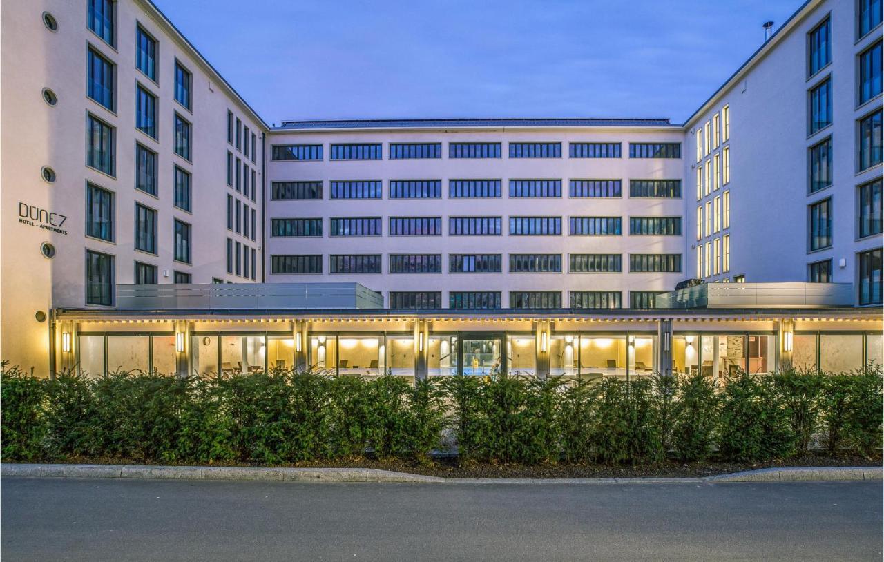 Apartment Moon Binz